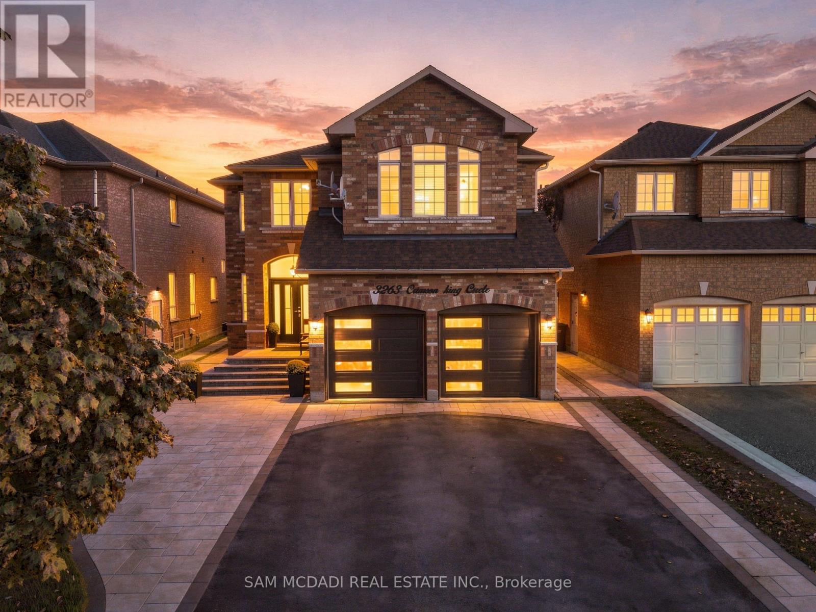 3263 Crimson King Circle Property Photo 1