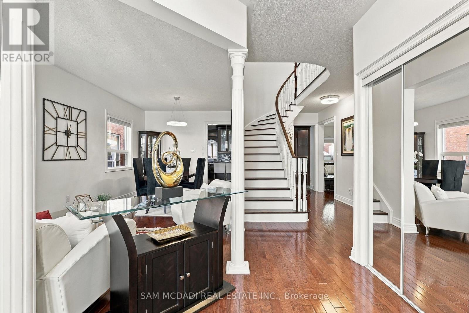 3263 Crimson King Circle Property Photo 4