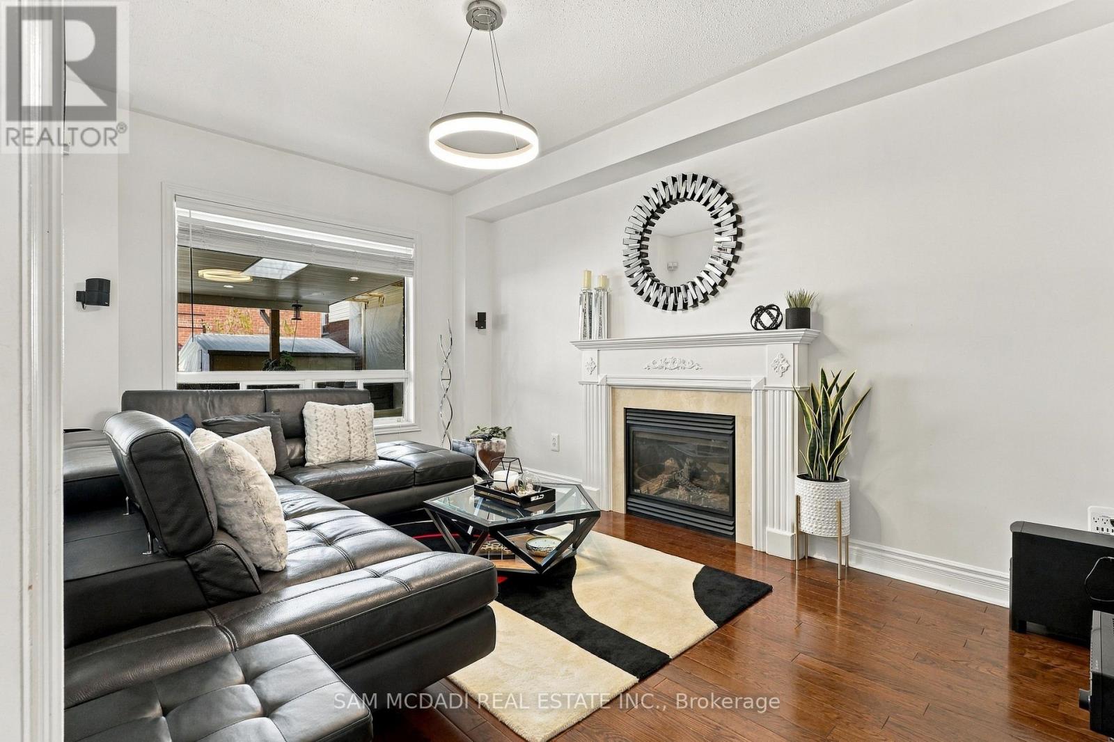 3263 Crimson King Circle Property Photo 12