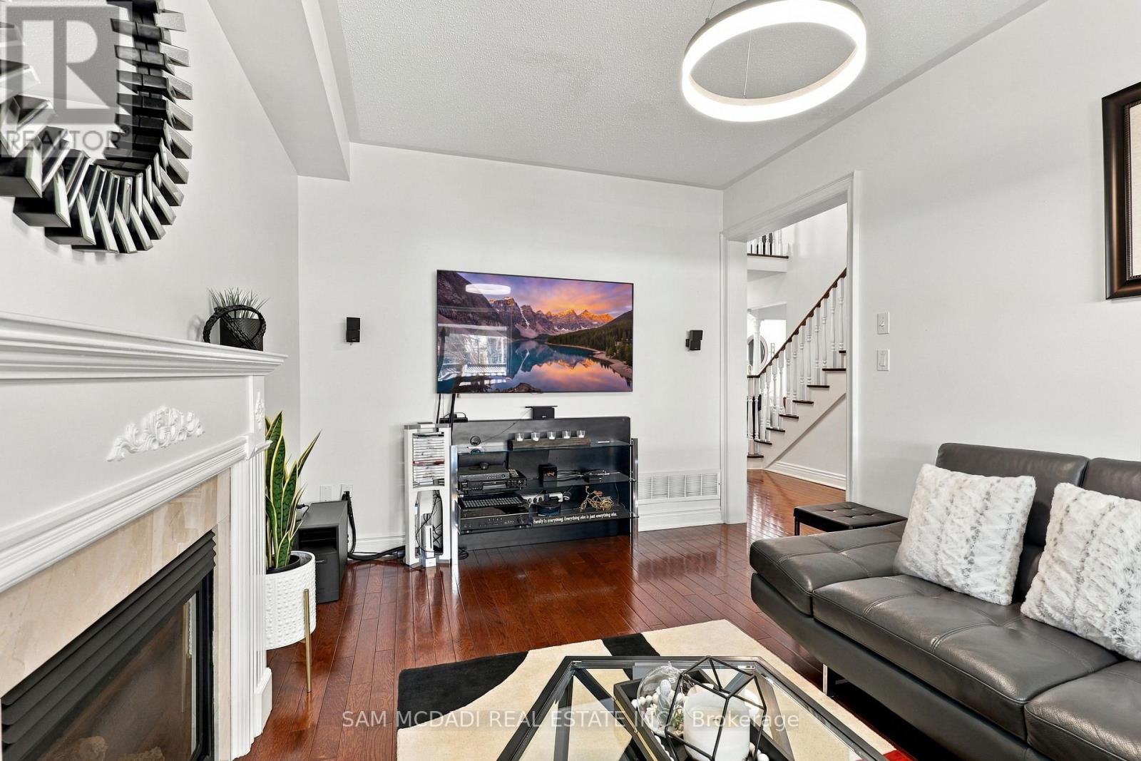 3263 Crimson King Circle Property Photo 14