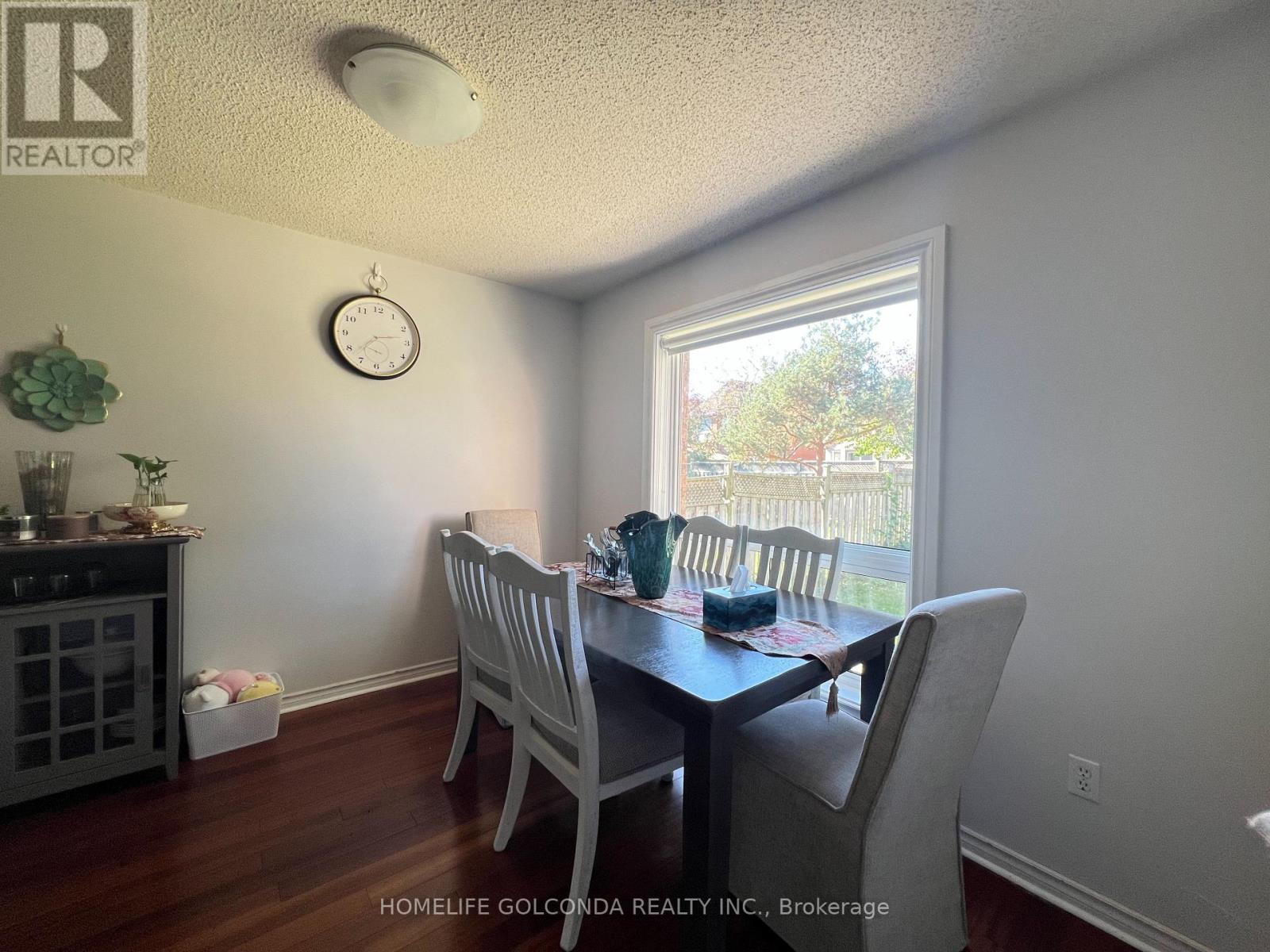 2541 Scarth Court Property Photo 8
