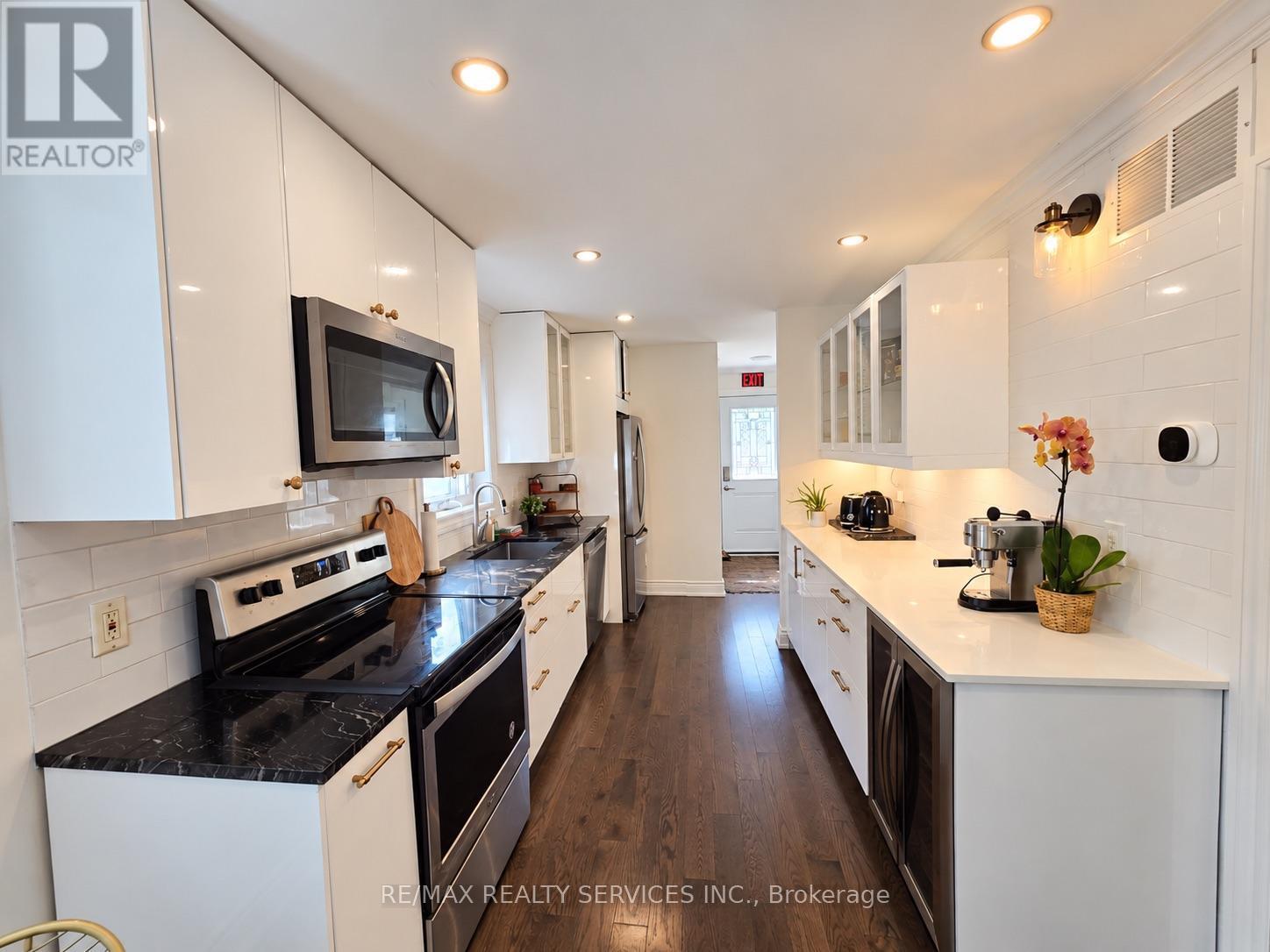 21 Mcintosh Avenue Property Photo 9
