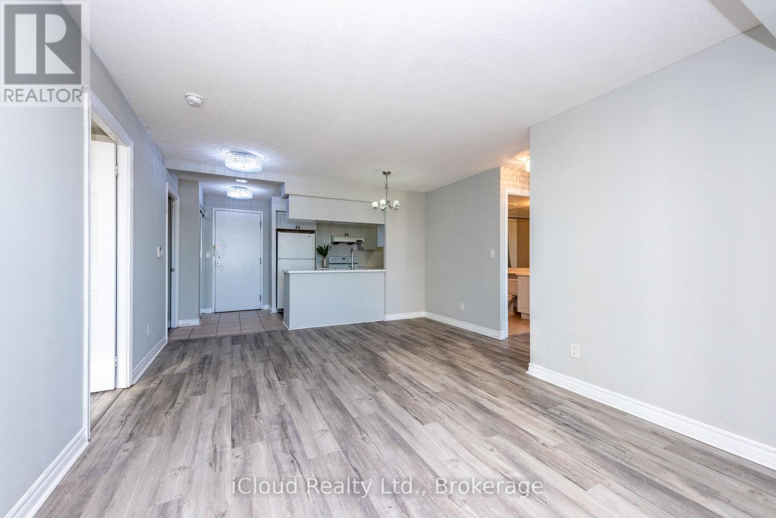 2521 - 3888 Duke Of York Boulevard Property Photo 30
