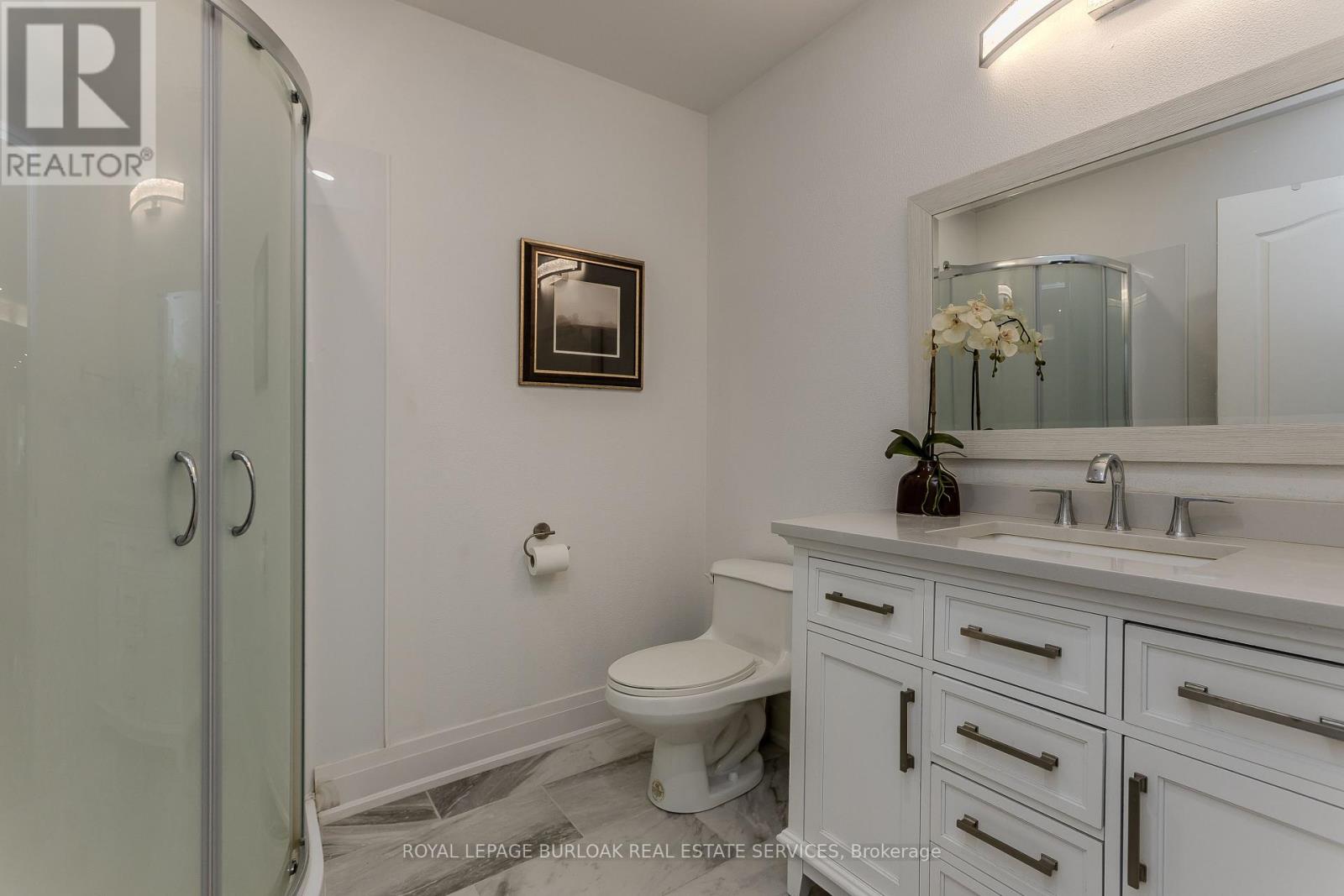 5200 2 Side Road Property Photo 33