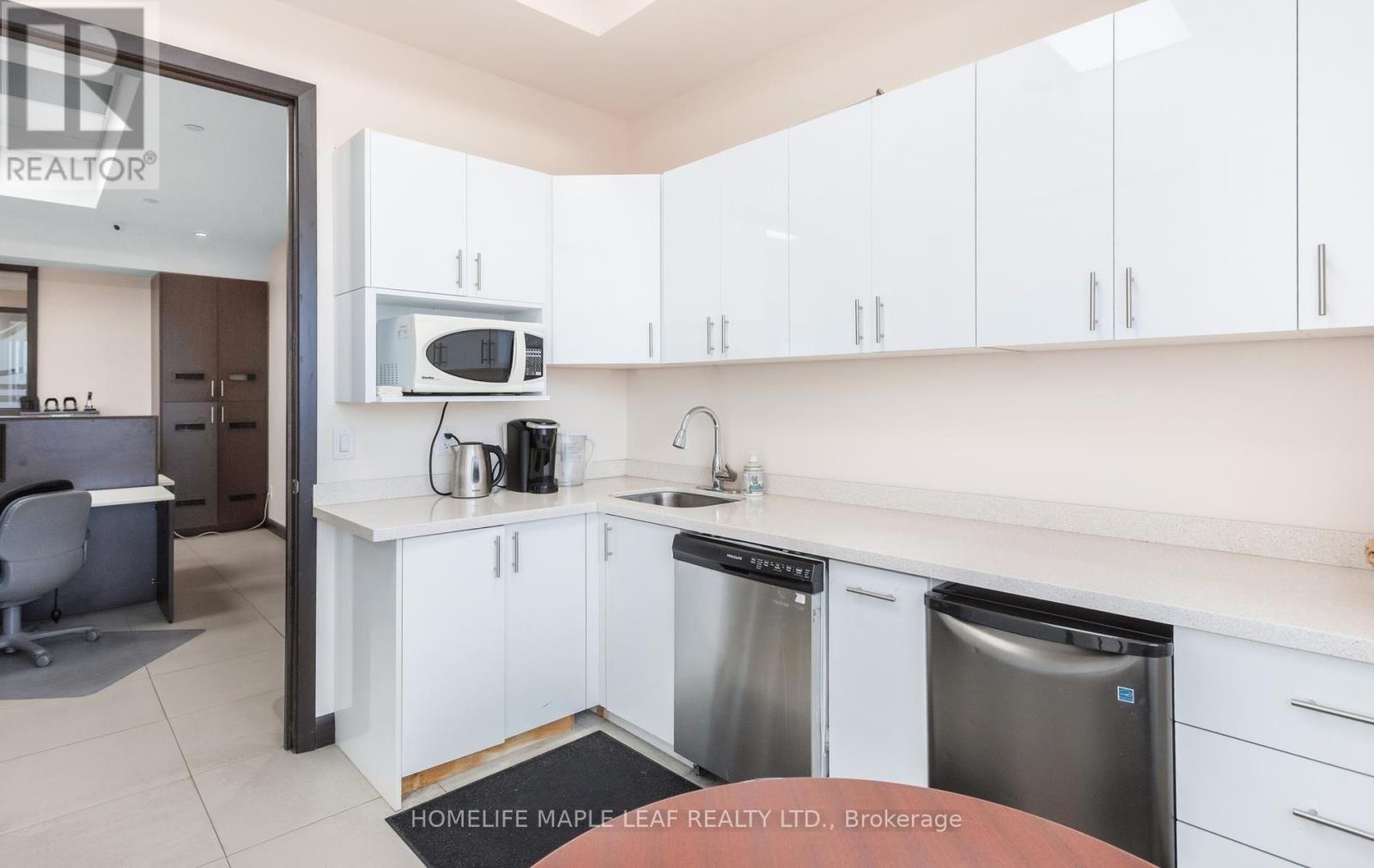 209 - 20 Maritime Ontario Boulevard Property Photo 37