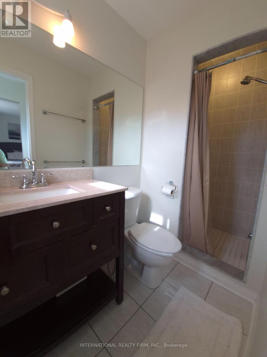 2588 Valleyridge Drive Property Photo 18