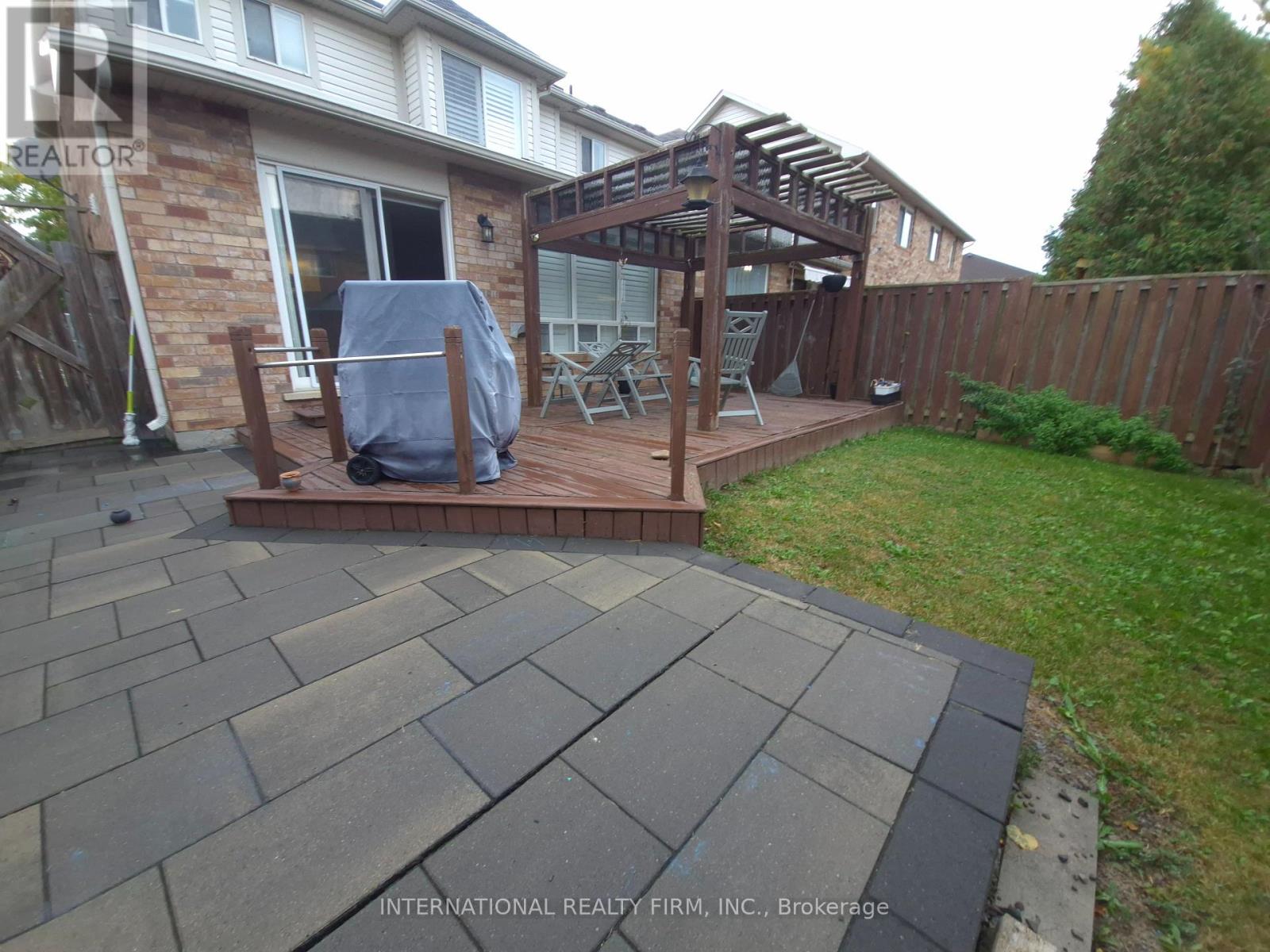 2588 Valleyridge Drive Property Photo 23