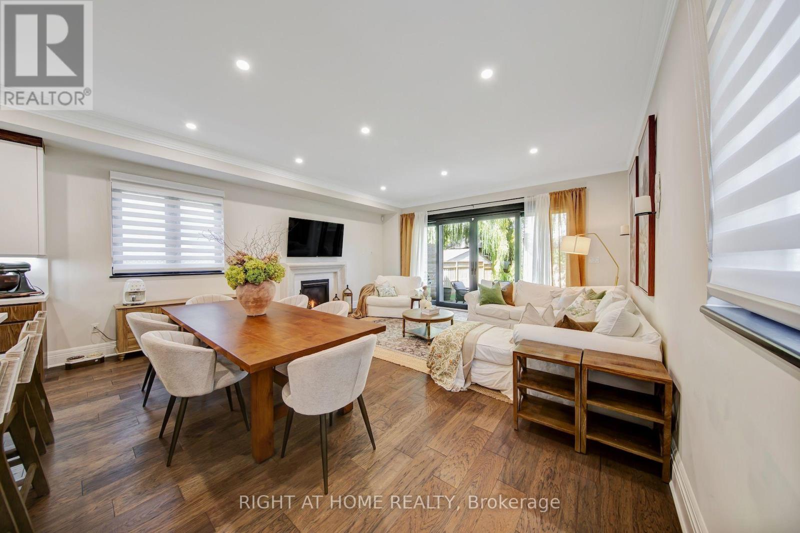 1017 Lorne Park Road Property Photo 12