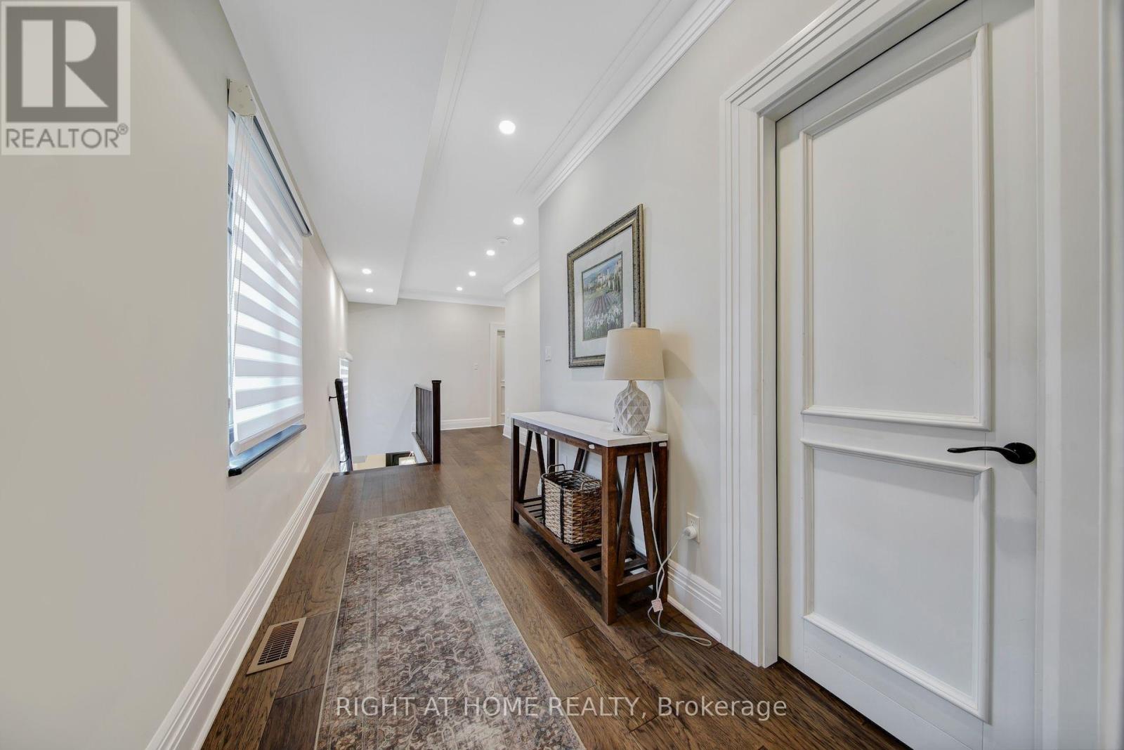 1017 Lorne Park Road Property Photo 19