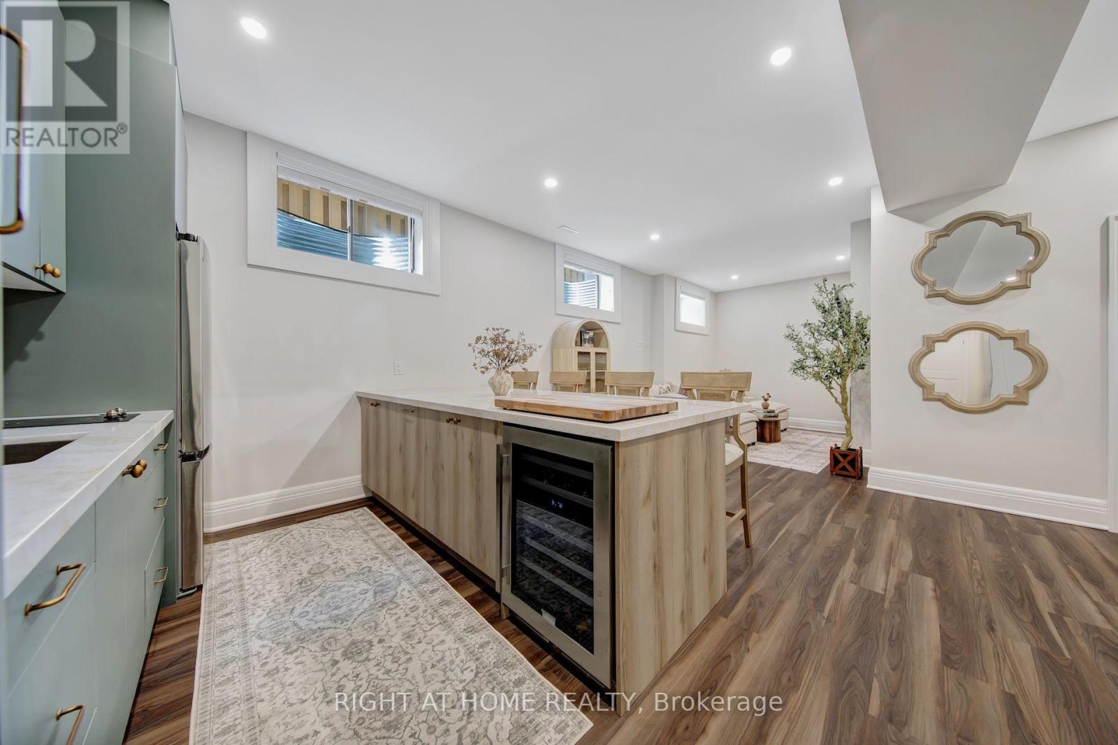 1017 Lorne Park Road Property Photo 38