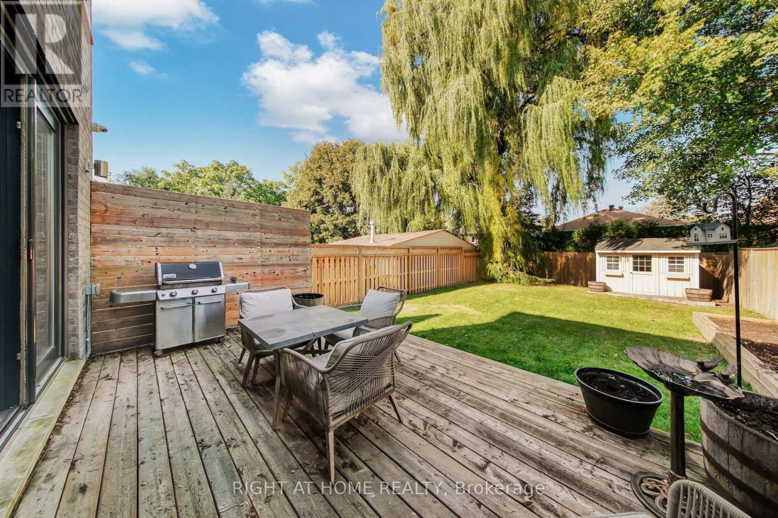 1017 Lorne Park Road Property Photo 48