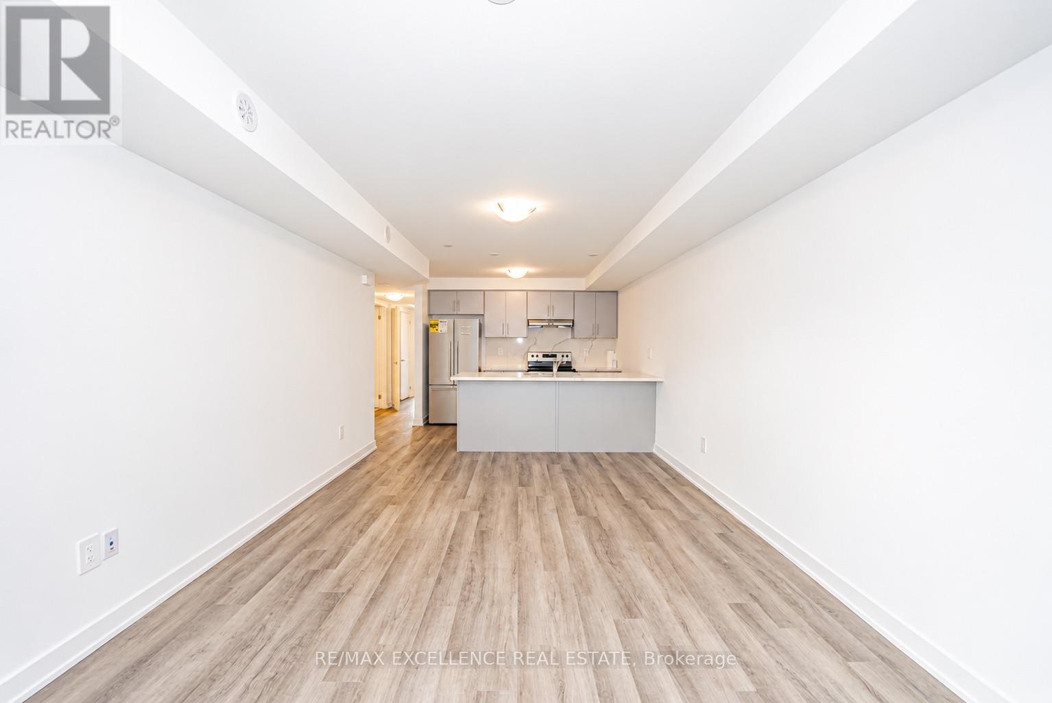 10 - 55 Romilly Avenue Property Photo 9