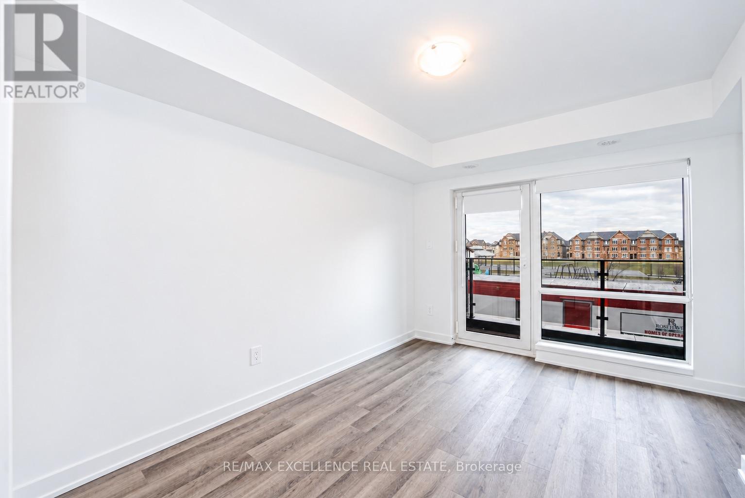 10 - 55 Romilly Avenue Property Photo 11