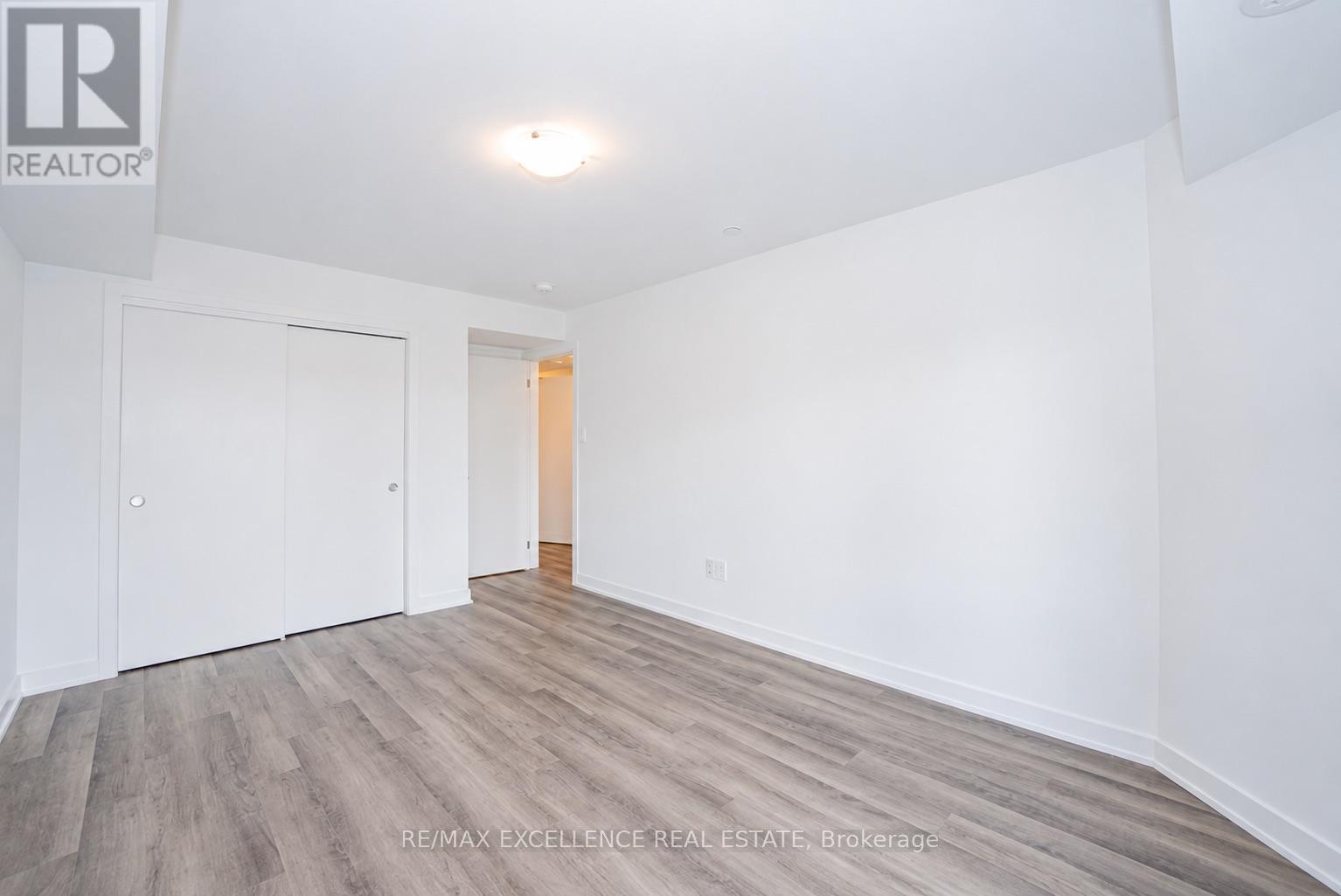 10 - 55 Romilly Avenue Property Photo 12