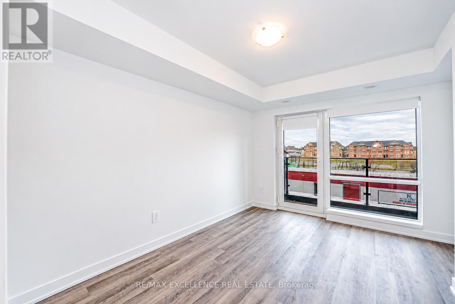 10 - 55 Romilly Avenue Property Photo 14