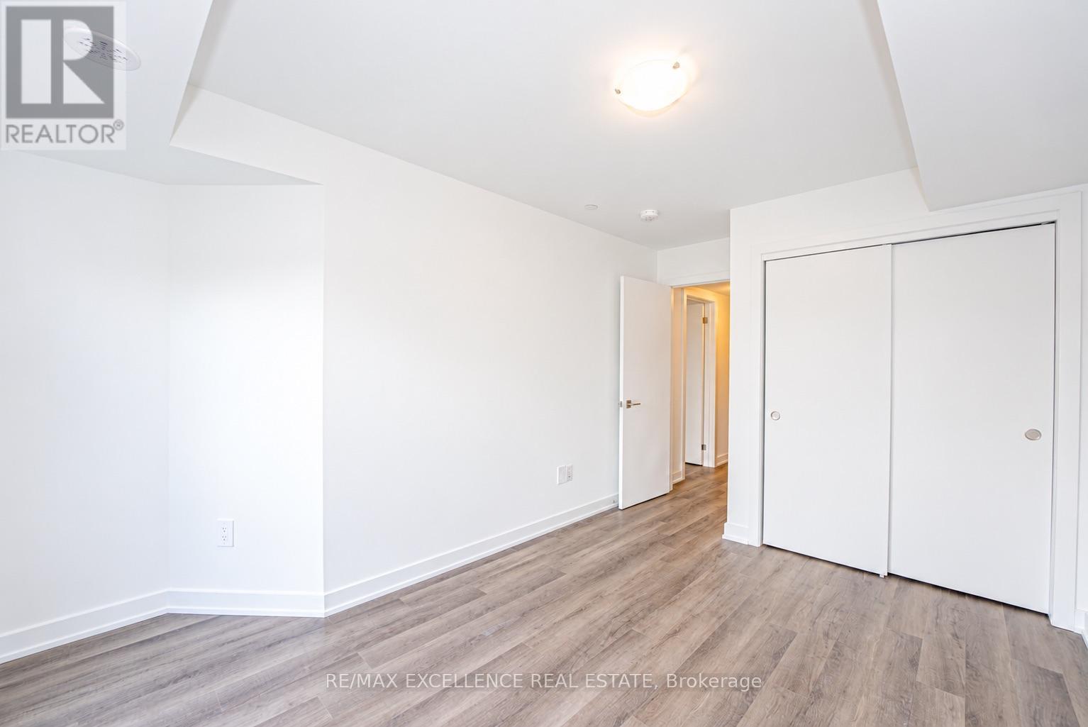 10 - 55 Romilly Avenue Property Photo 19
