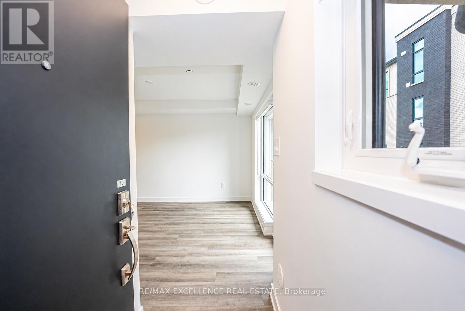 10 - 55 Romilly Avenue Property Photo 21
