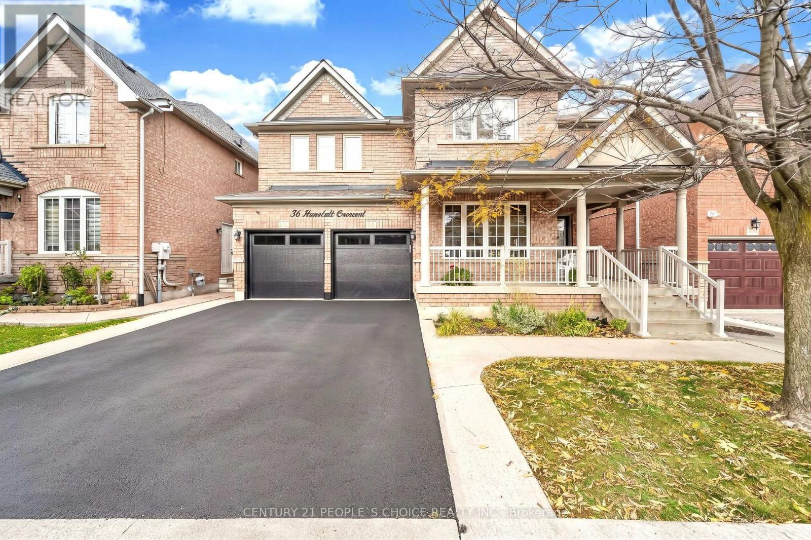 36 Humbolt Crescent Property Photo 1