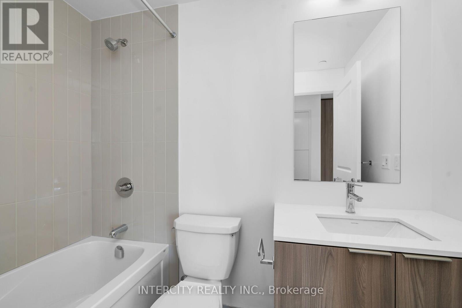 1107 - 15 Skyridge Drive E Property Photo 16