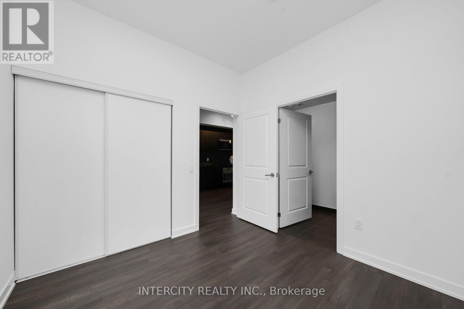 1813 - 15 Skyridge Drive E Property Photo 13