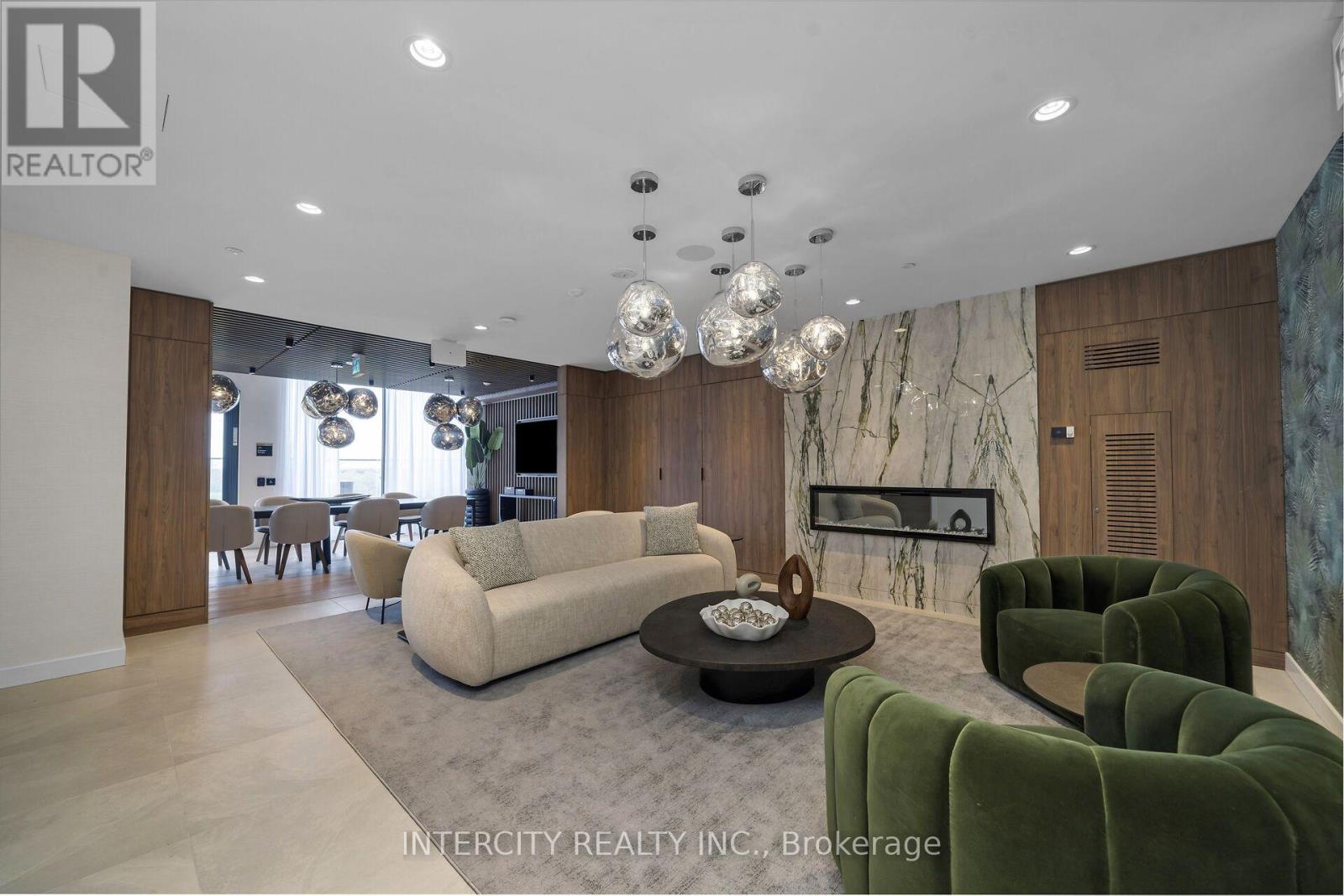 1813 - 15 Skyridge Drive E Property Photo 33