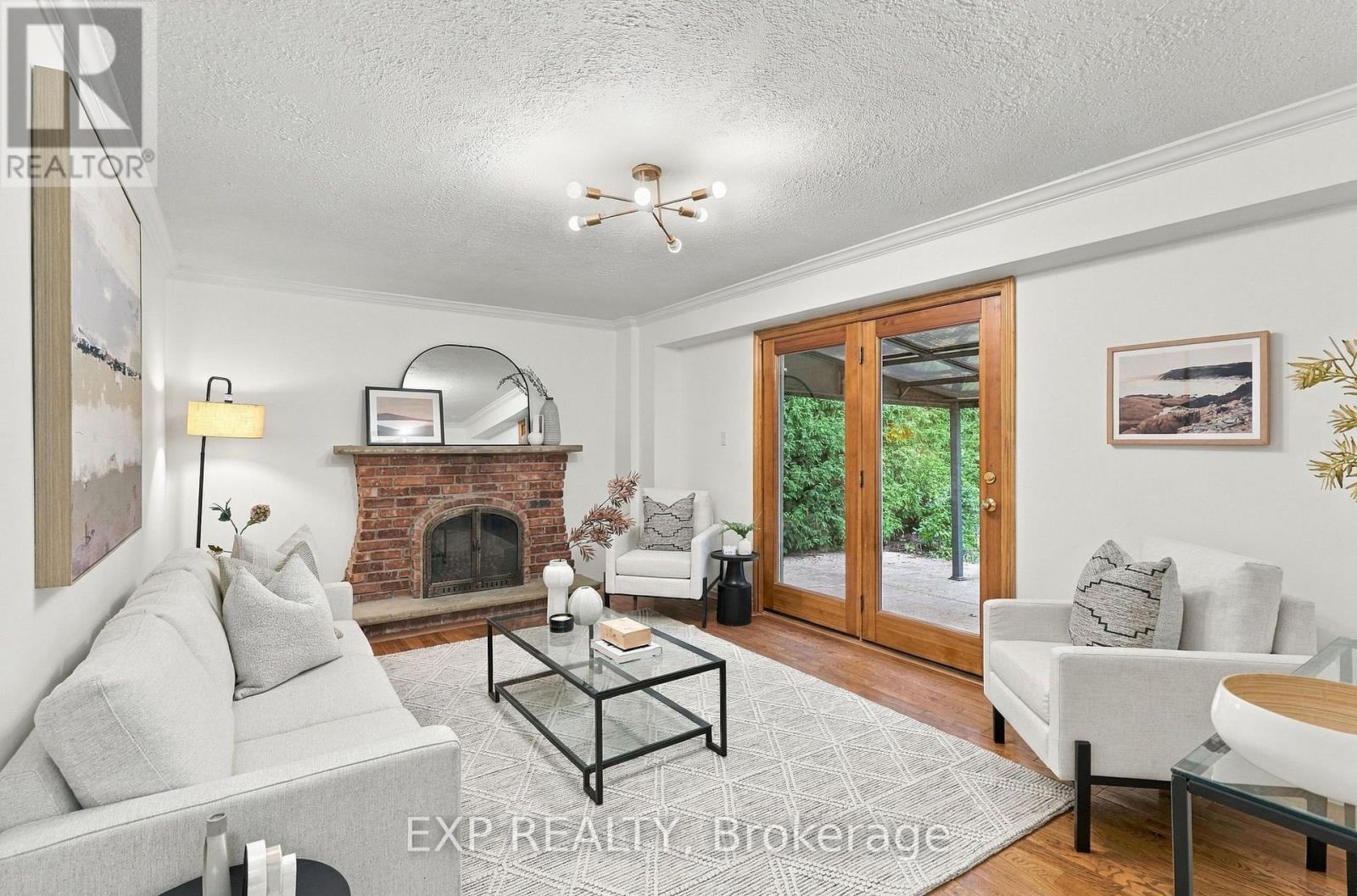 491 Tipperton Crescent Property Photo 16