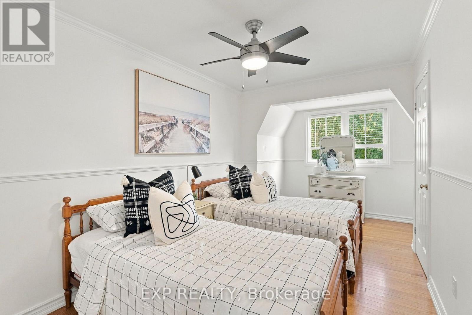 491 Tipperton Crescent Property Photo 26