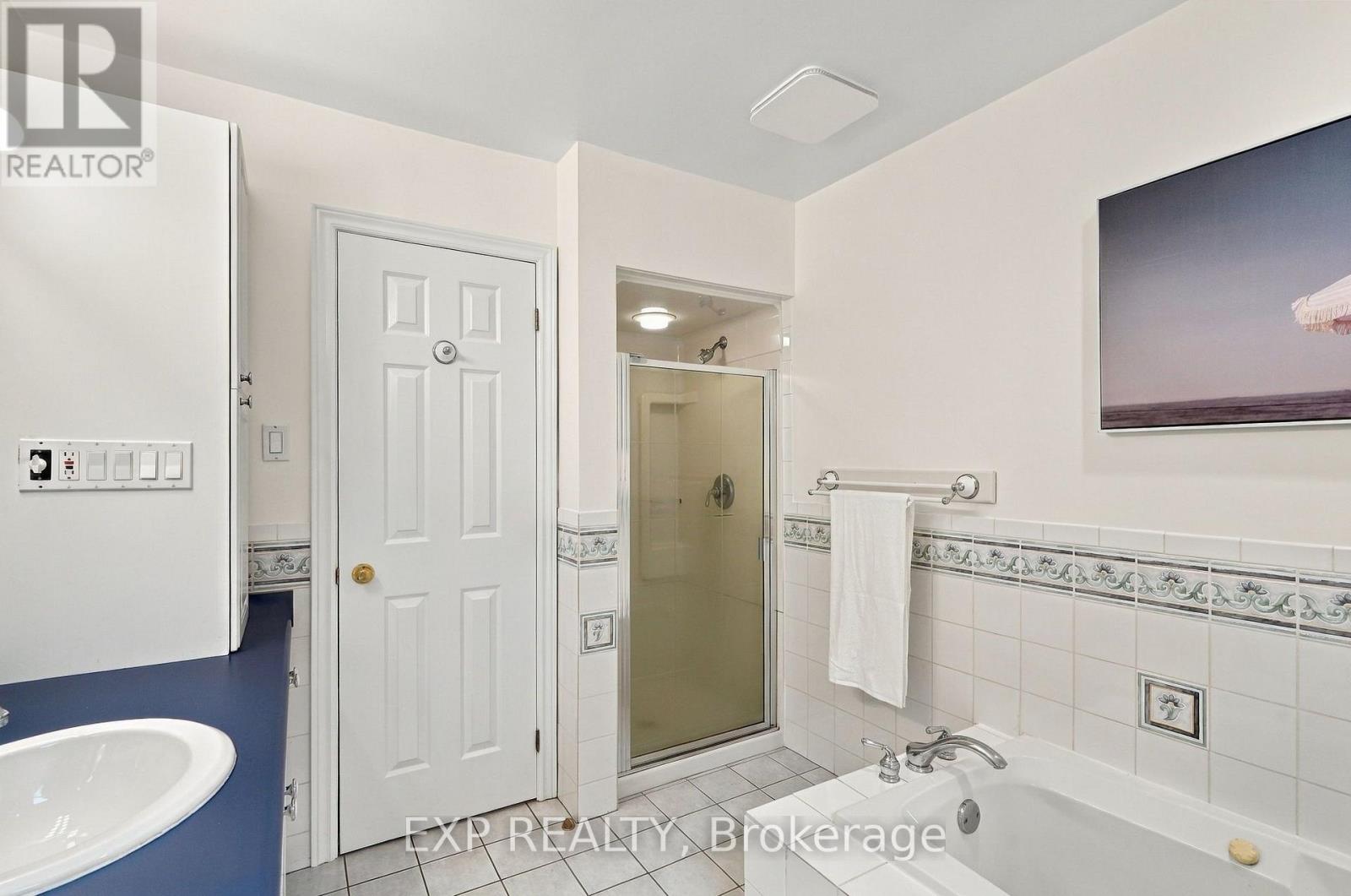 491 Tipperton Crescent Property Photo 35