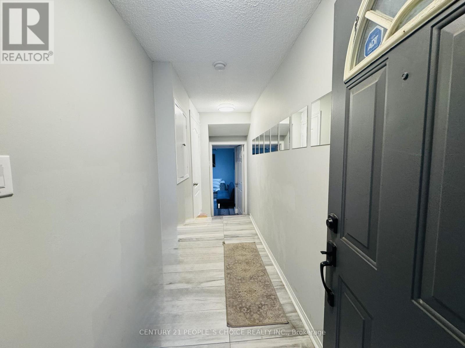 110 Spadina Road Property Photo 4
