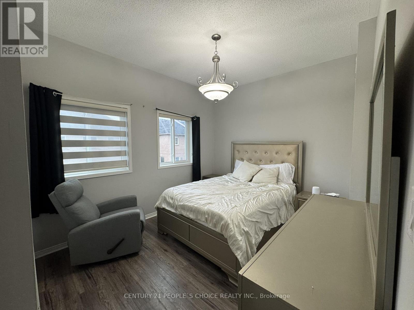 110 Spadina Road Property Photo 13