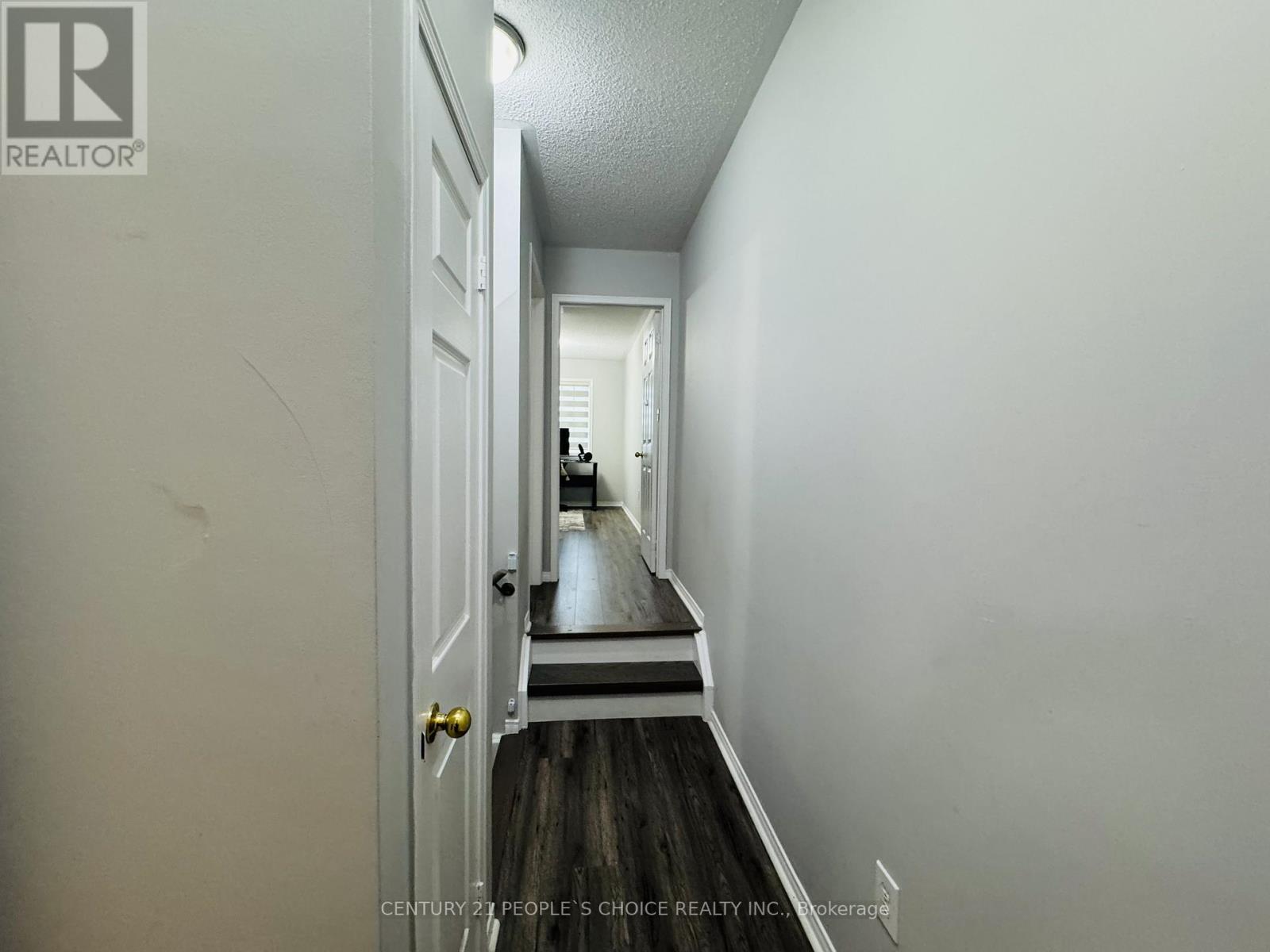 110 Spadina Road Property Photo 16