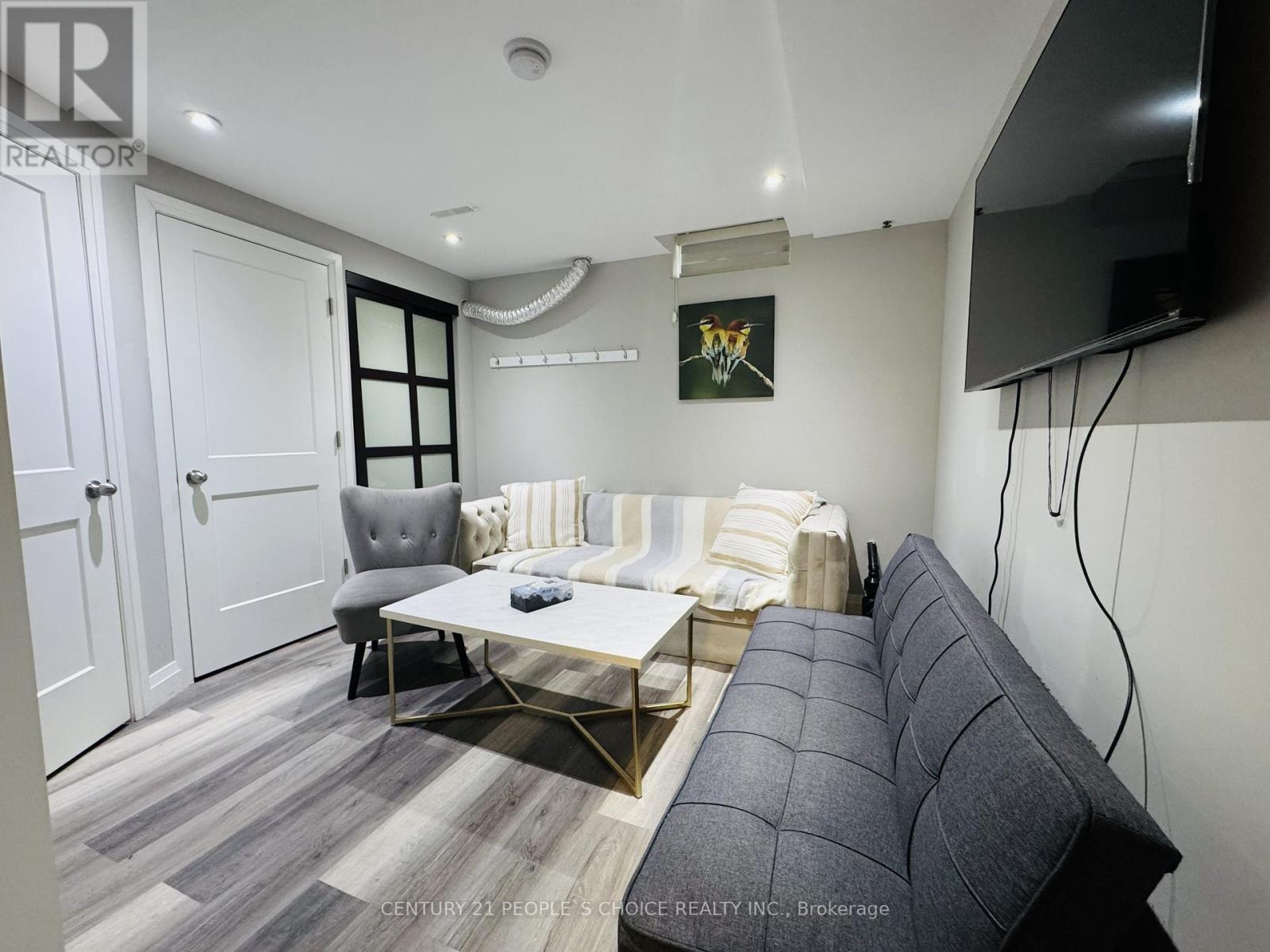 110 Spadina Road Property Photo 21