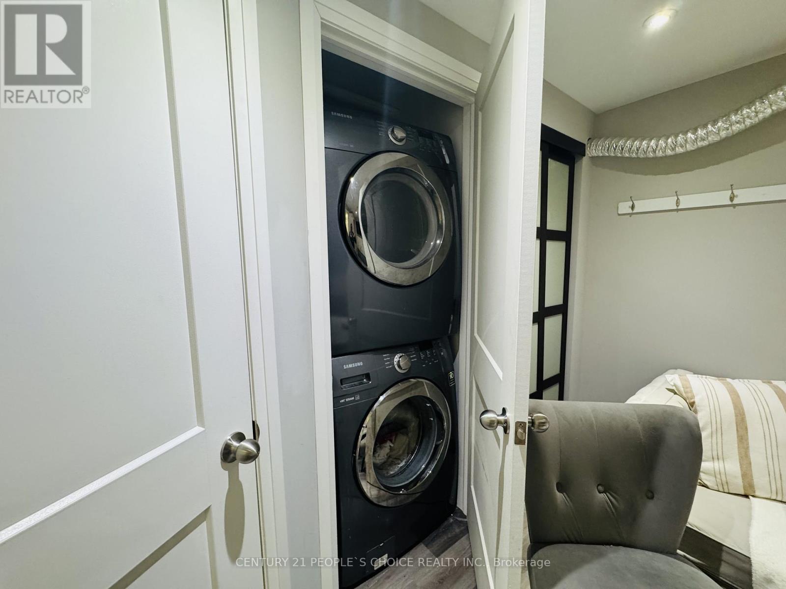 110 Spadina Road Property Photo 23