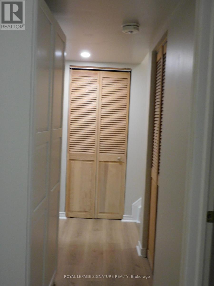 1132 Queen Street W Property Photo 7