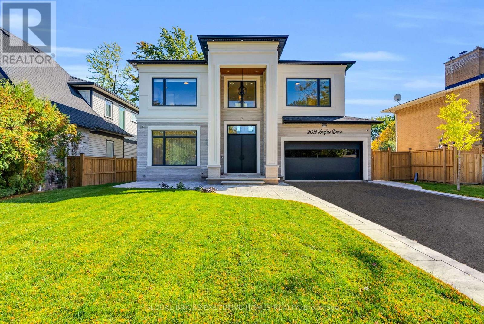 2016 Seafare Drive Property Photo 5