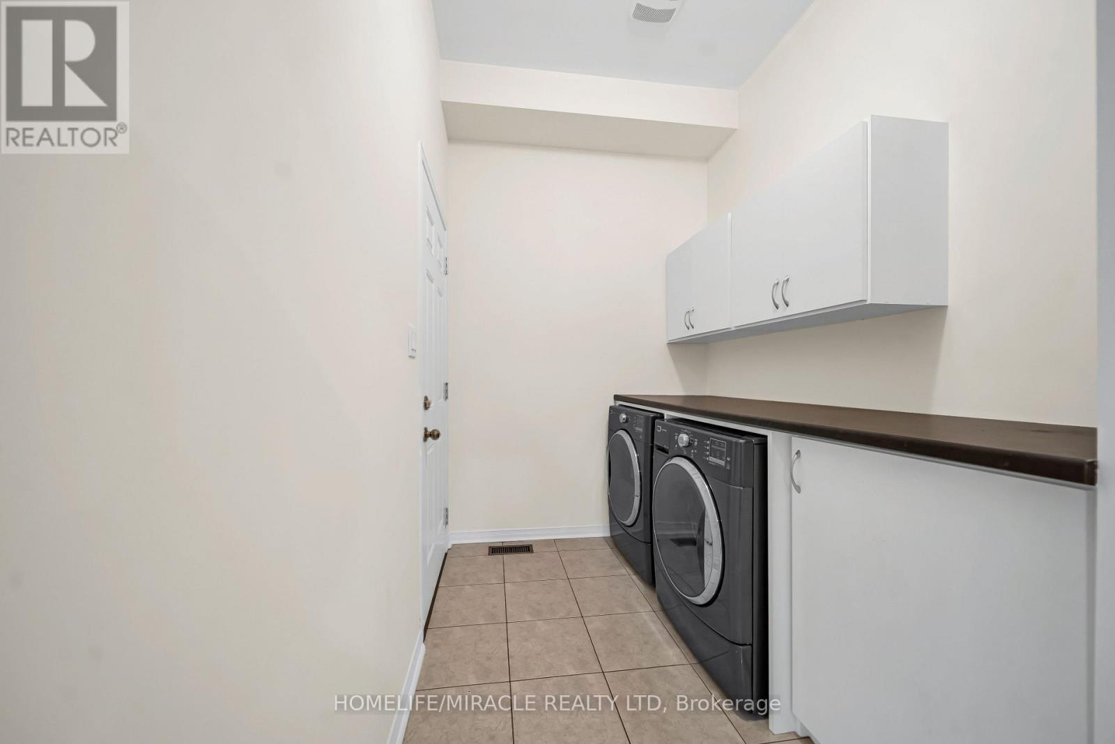763 Pitcher Place Property Photo 19
