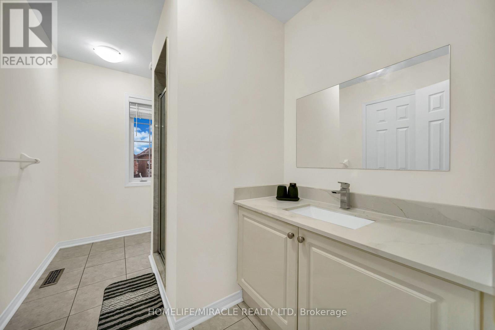763 Pitcher Place Property Photo 32