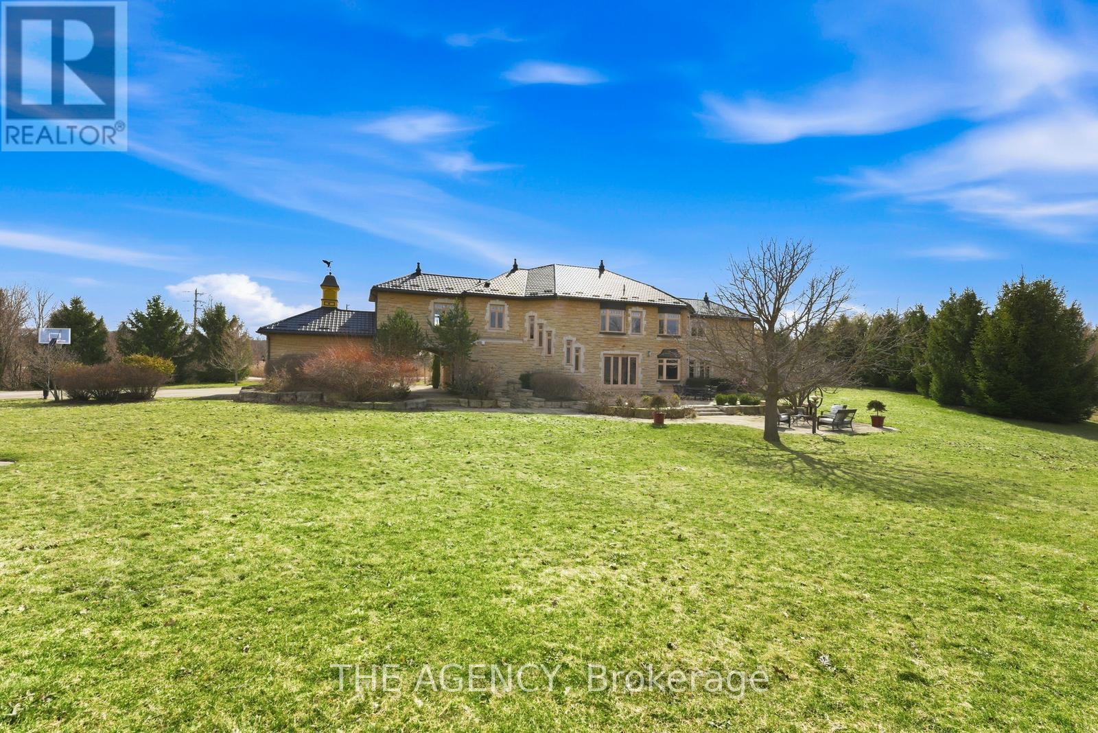 2659 2 Sideroad Property Photo 45