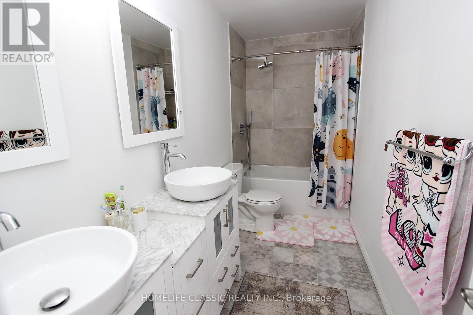 51 - 4635 Regents Terrace Property Photo 11