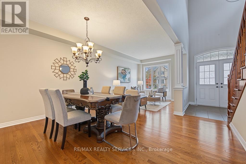 30 Naperton Drive Property Photo 6