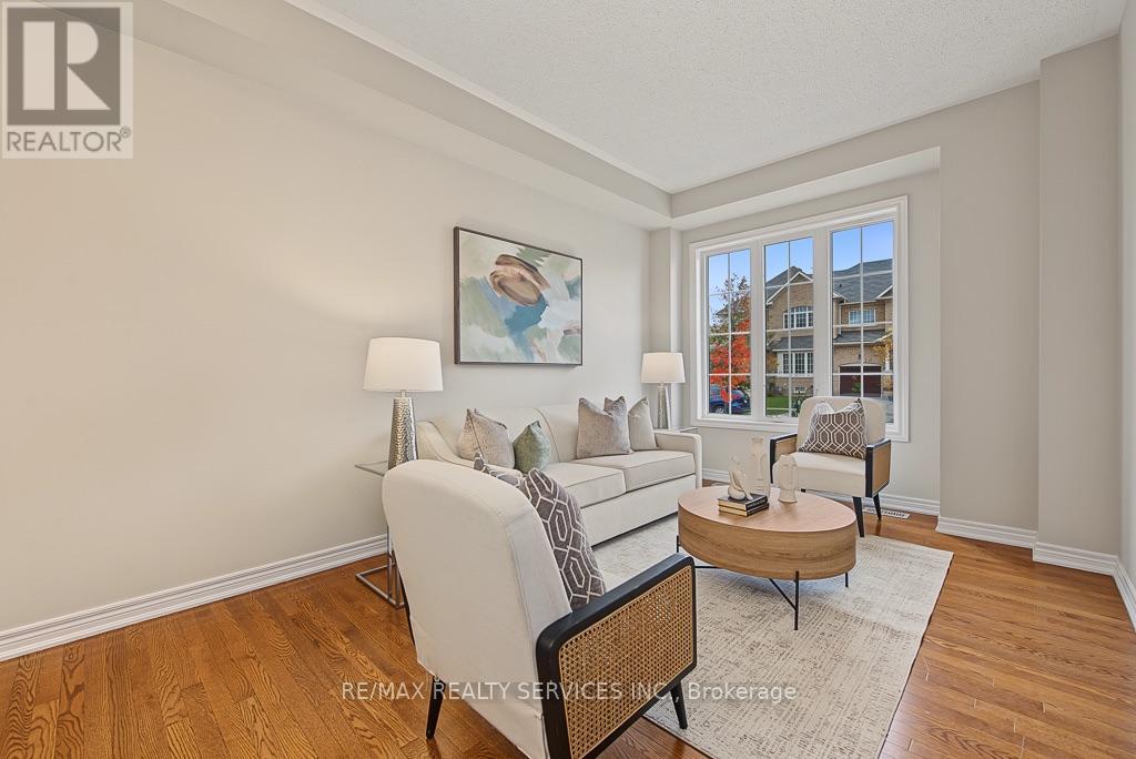 30 Naperton Drive Property Photo 8