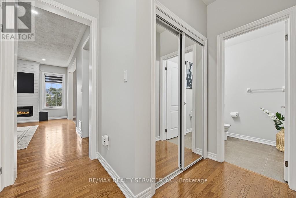 30 Naperton Drive Property Photo 13