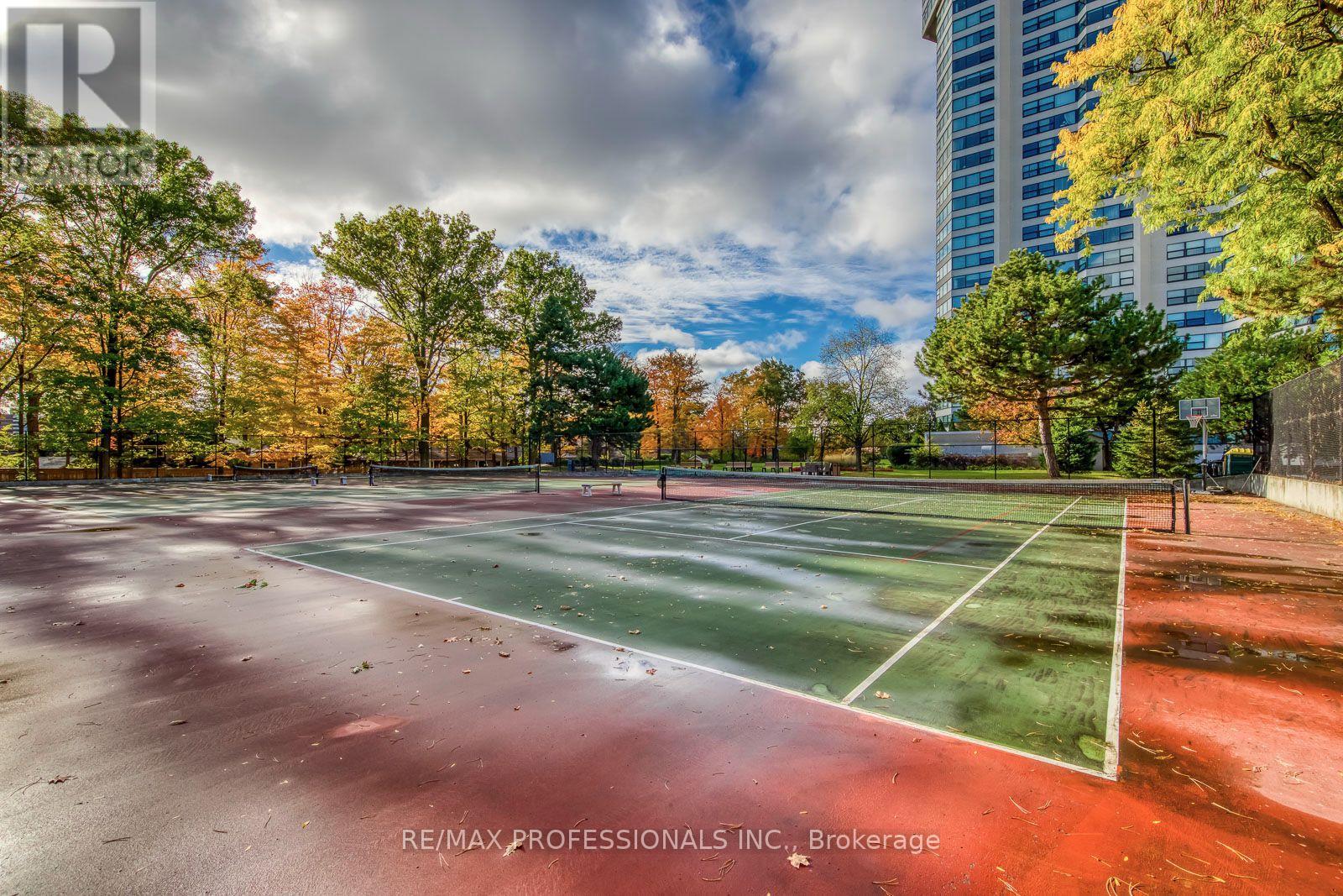1401 - 1300 Bloor Street Property Photo 41