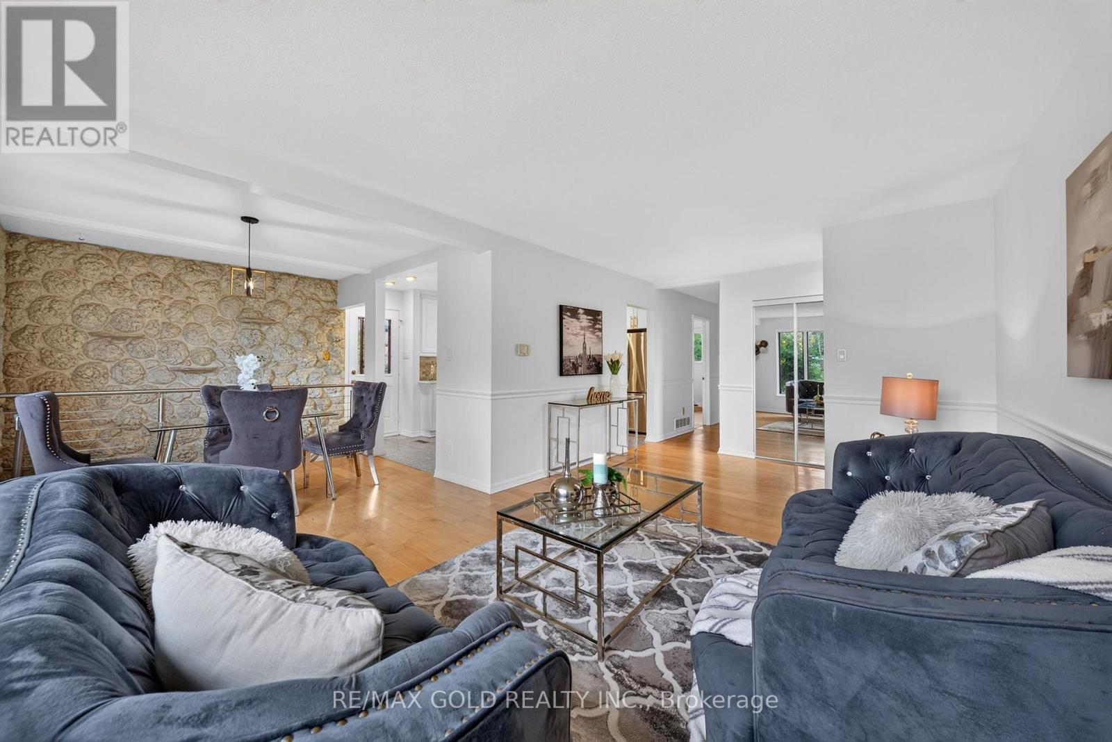 722 Balmoral Drive Property Photo 11