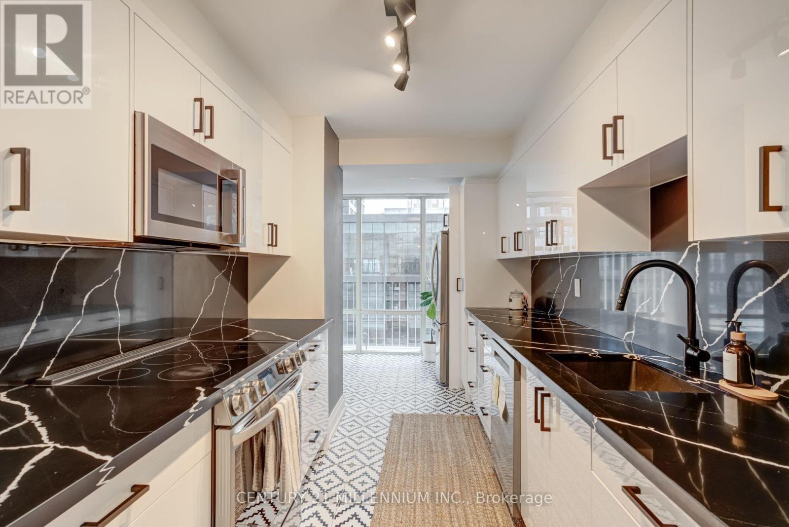 705 - 330 Rathburn Road W Property Photo 5