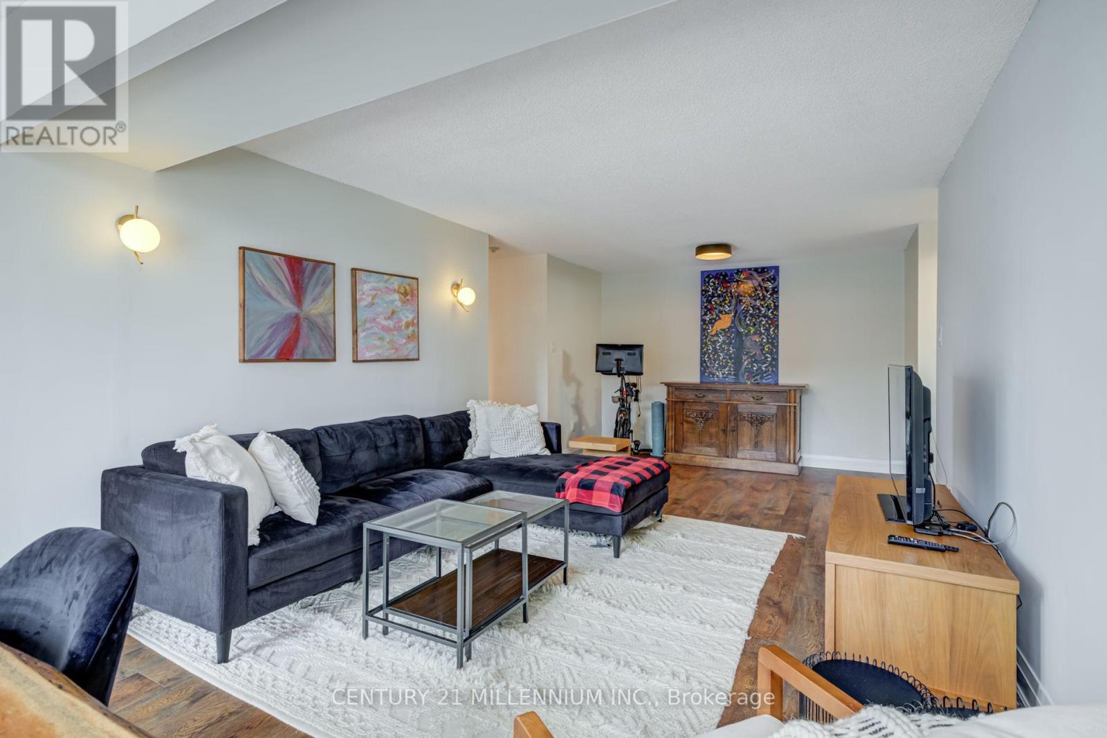 705 - 330 Rathburn Road W Property Photo 13