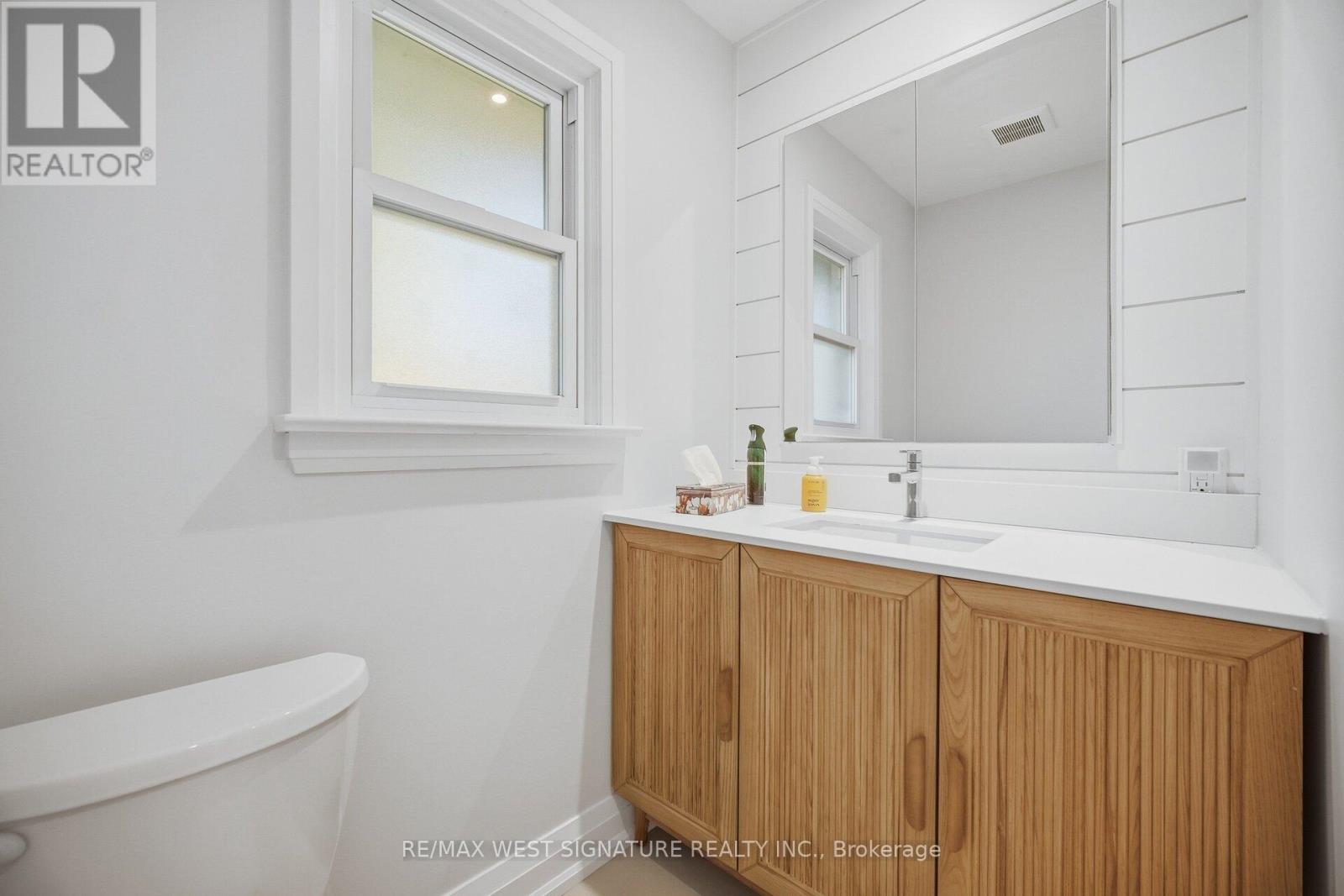 55 John Street Property Photo 31