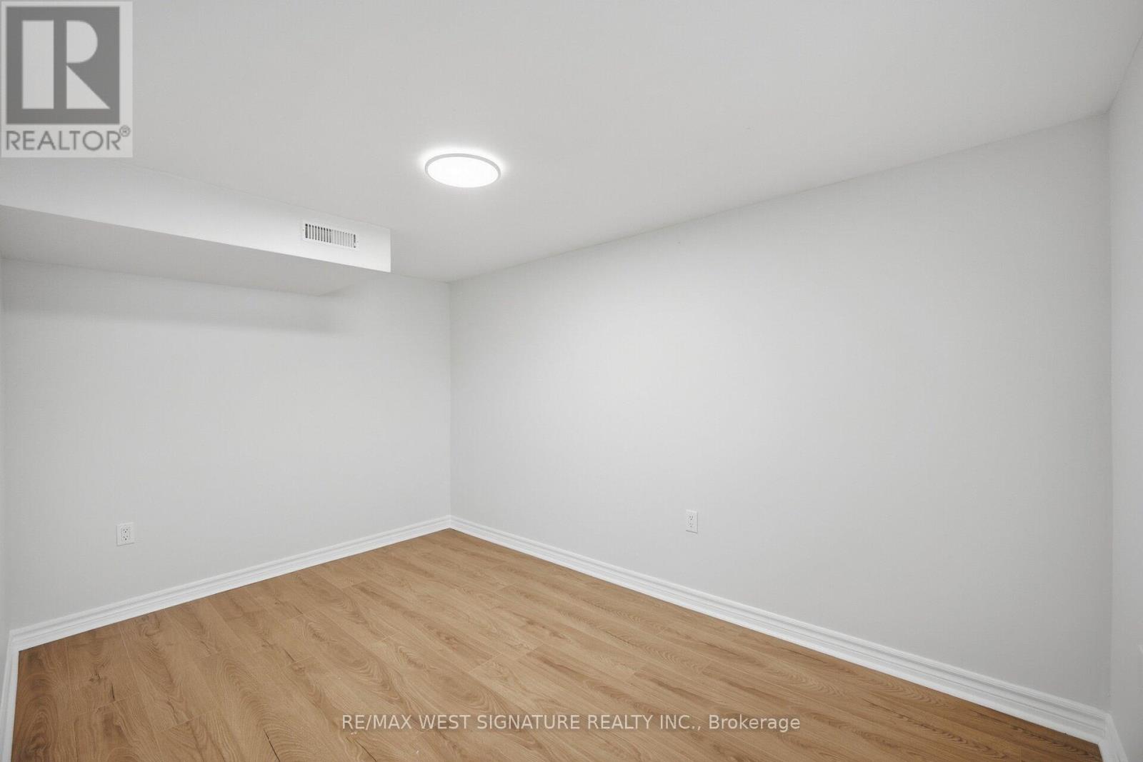 55 John Street Property Photo 37