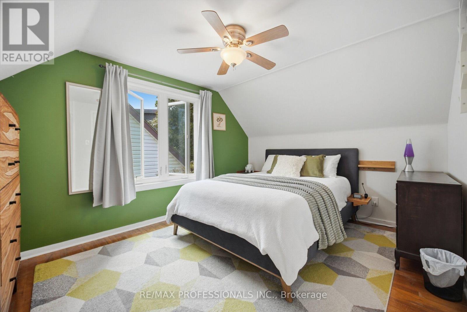 8 Smith Crescent Property Photo 19