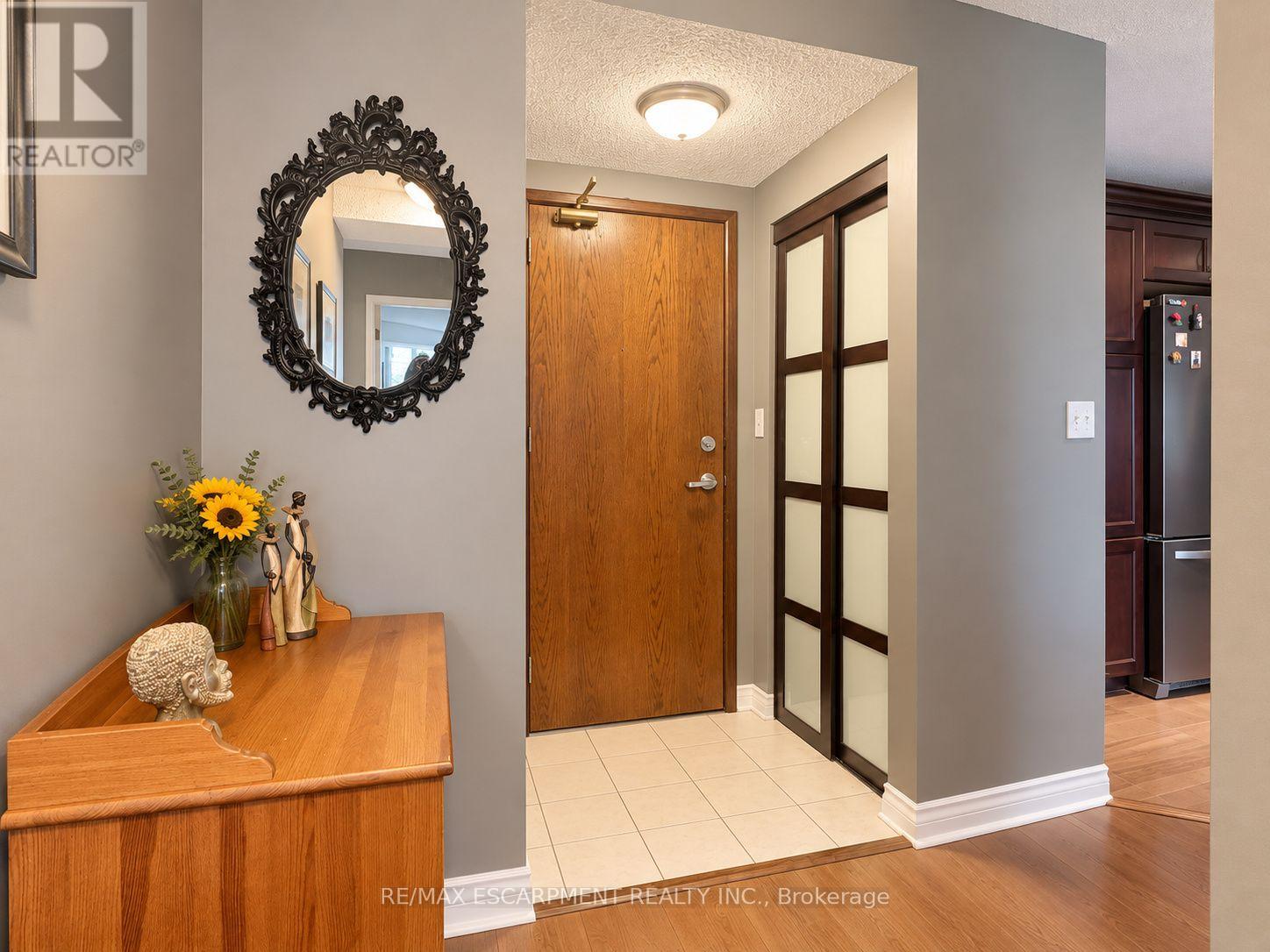 503 - 1276 Maple Crossing Boulevard Property Photo 6